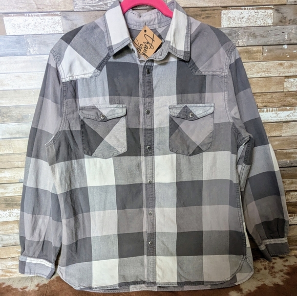 Johnny Cash Upcycled Handcrafted Button Down Gray Shirt - Picture 10 of 15